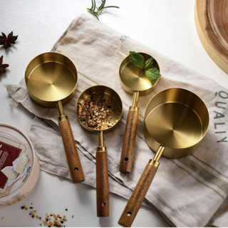 Colheres Medidoras de Aço Inoxidável com Cabo de Madeira – Dourado Luxo para Cozinha Moderna em Oferta na Shopee
