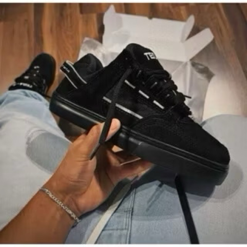 Tênis Masculino Feminino Coil Skatista Confortável Versátil Estiloso