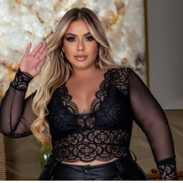 Cropped Feminino Com Mangas Decote V Plus Size em Oferta na Shopee