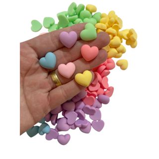 Aplique Coração Resina sortido 2cm pct c/20 unidades em Oferta na Shopee