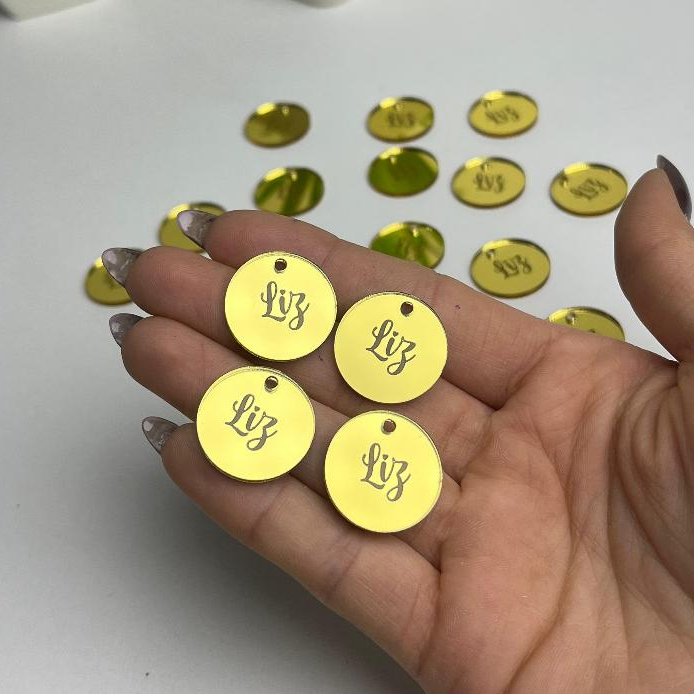 Tag Em Acrílico Com Nome Personalizado 2cm Etiqueta Decorativa em Oferta na Shopee