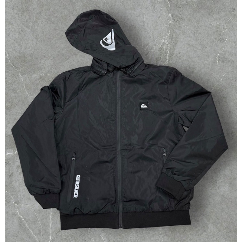 Jaqueta Corta Vento Masculina Impermeável Leve Esportiva Casual Estilosa Capuz Proteção Vento e Chuva para o Dia Dia