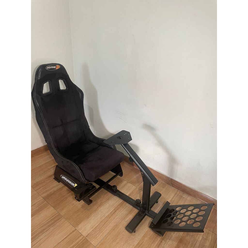 Simulador Cockpit Suporte Playseat Evolution Alcantara Preto P/ G27, G29, G920, G923, Thrusmaster