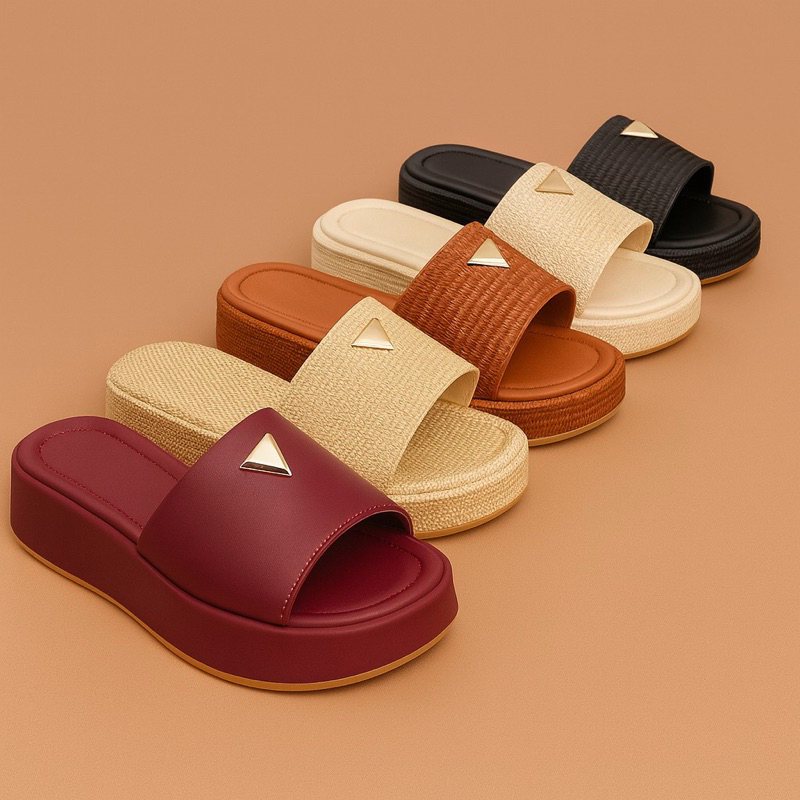 Sandália Tamanco Feminino Flatform Moderno Chinelo Detalhes de ABS Dourado Confortável