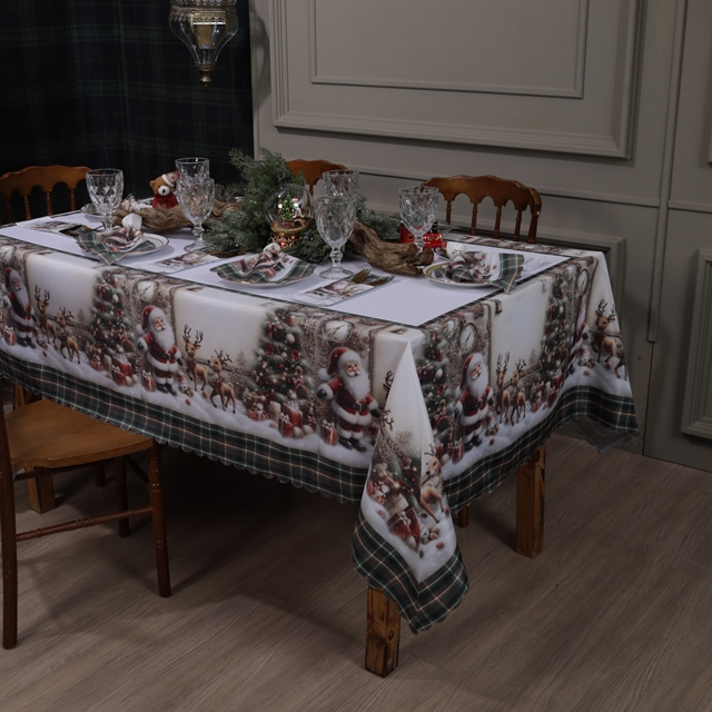 Tolha de Mesa 12 Lugares de Natal 4,00x1,50 + 12 Guardanapos + 12 Porta Talheres Decoração Natalina