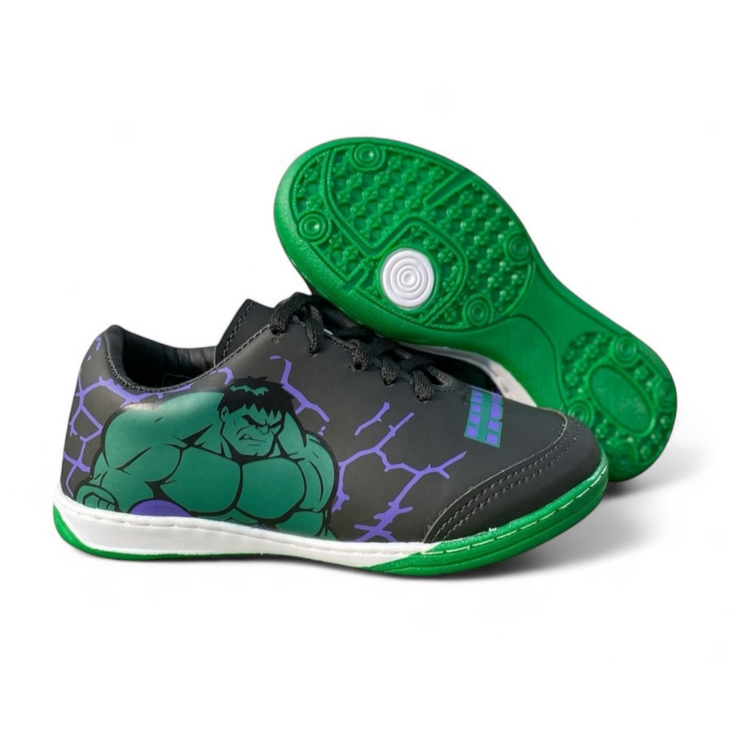 Chuteira Infantil com Personagem Super-Herói | Ideal para Escolinha