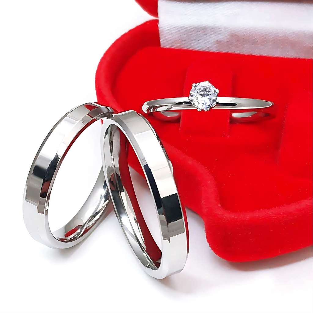 Aliança de Namoro Par com Solitário e Caixa de Veludo Compromisso Noivado Chanfrada Aço Inox Prata em Oferta na Shopee