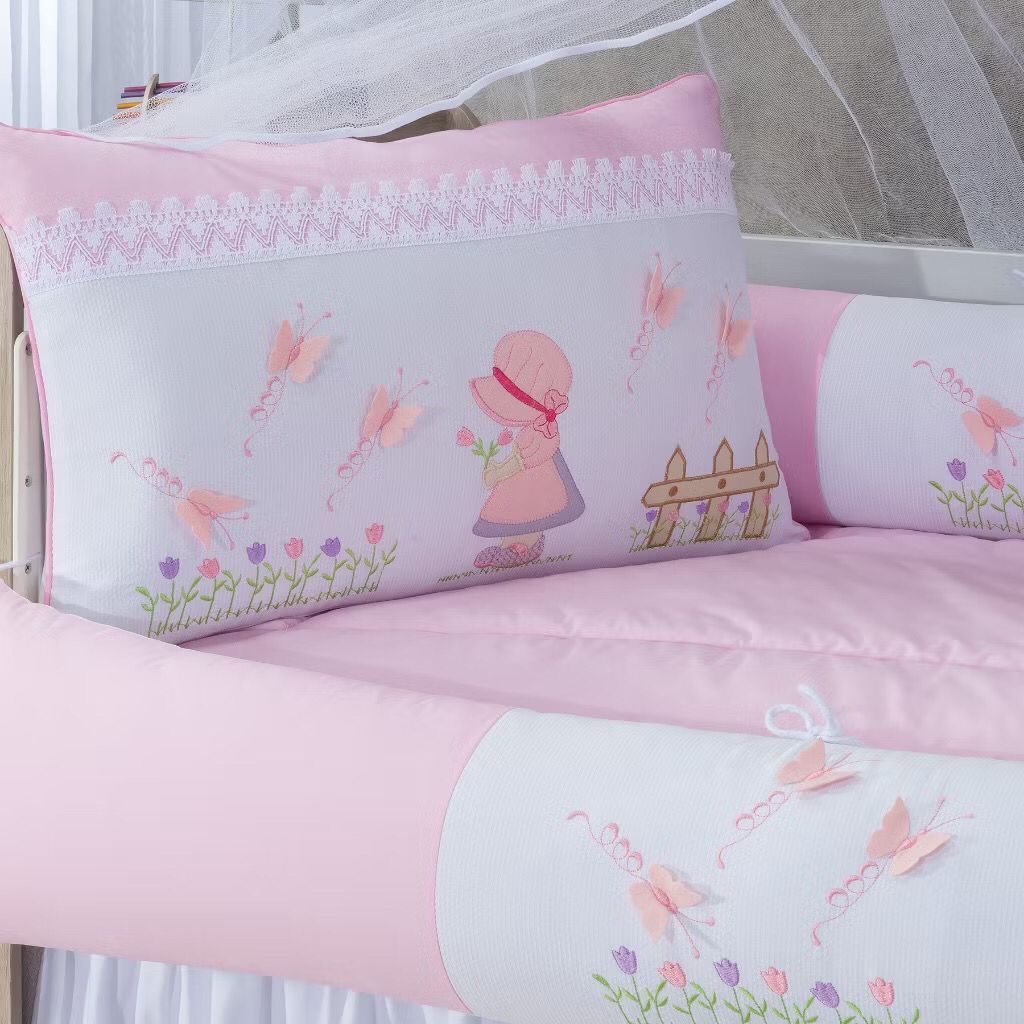 KIT PARA BERÇO AMERICANO MODELO 401 CAMPONESA ROSA 9 PEÇAS ALGODÃO COM SAIA DE BERÇO BRANCA