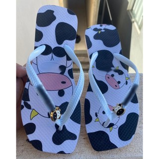 Chinelo Feminino Azul Confortável: Estampa Exclusiva para o Verão