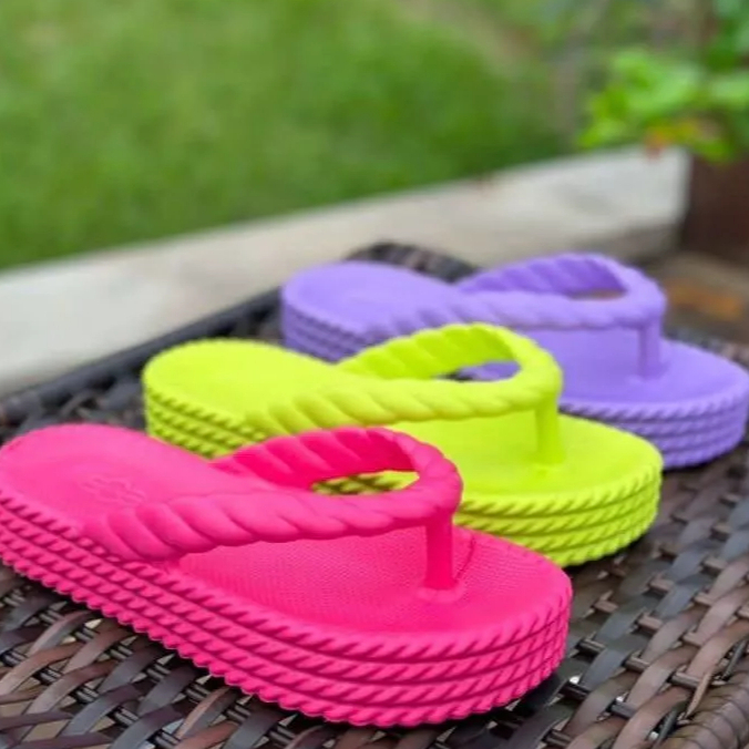 Chinelo Nuvem Trançado 4, Chinelo Brisa, Macio, Confortável, Nuvem Ortopédico Flip flop Plataforma
