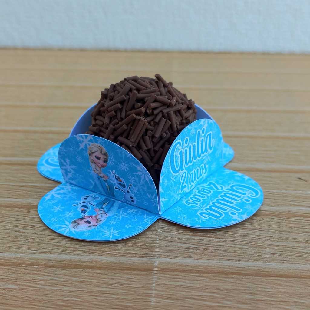Forminha de Doce Brigadeiro Personalizada Frozen - 4 pétalas / Festa de aniversário / Lembrancinha