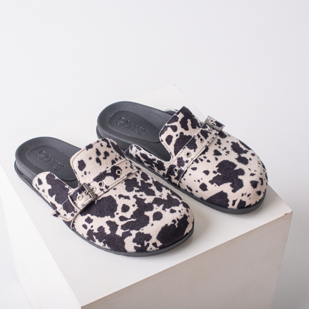 Clog Sapato Feminino Mule Babuche Camurça Vaca Fivela Olios Estilo Conforto Elegância Anatomico Sandalia Birke