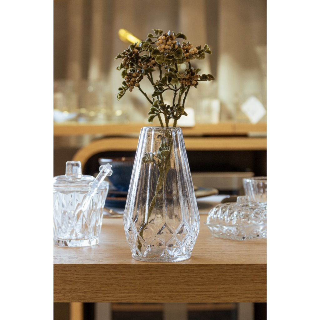 vaso em vidro com arranjo lyor em Oferta na Shopee