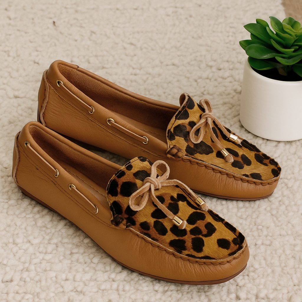 Sapato Mocassim Feminino Couro Legítimo Confortável Elegante Leve Macio Caramelo Onça Laço ELAINE 35