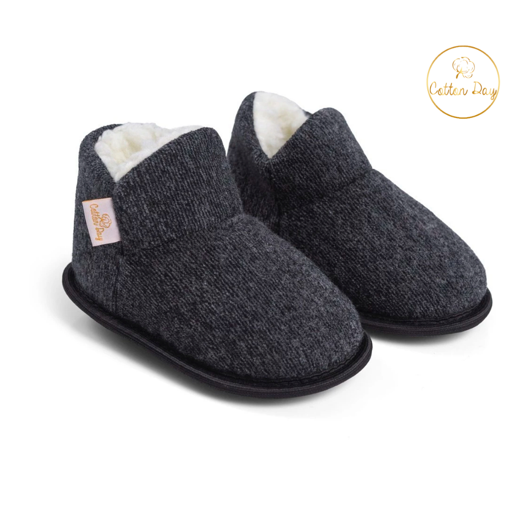 Pantufa Meninas e Meninos Sapatinho Botinha Infantil em Pele Quentinha Antiderrapante Bebê em Oferta na Shopee