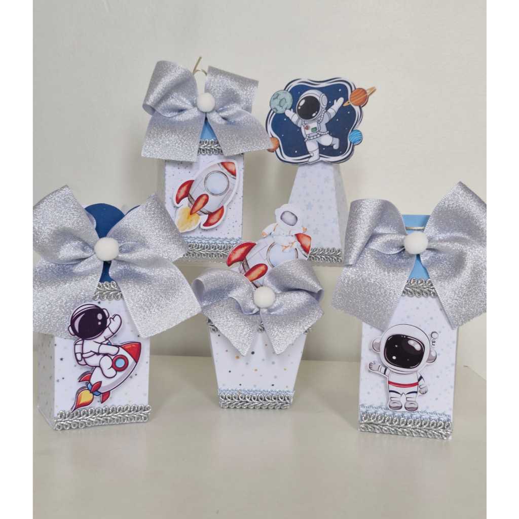 Kit Festa Infantil Astronauta. Festa Infantil Astronauta.Kit Festa.Lembrancinhas de Aniversário. Caixas personalizadas.