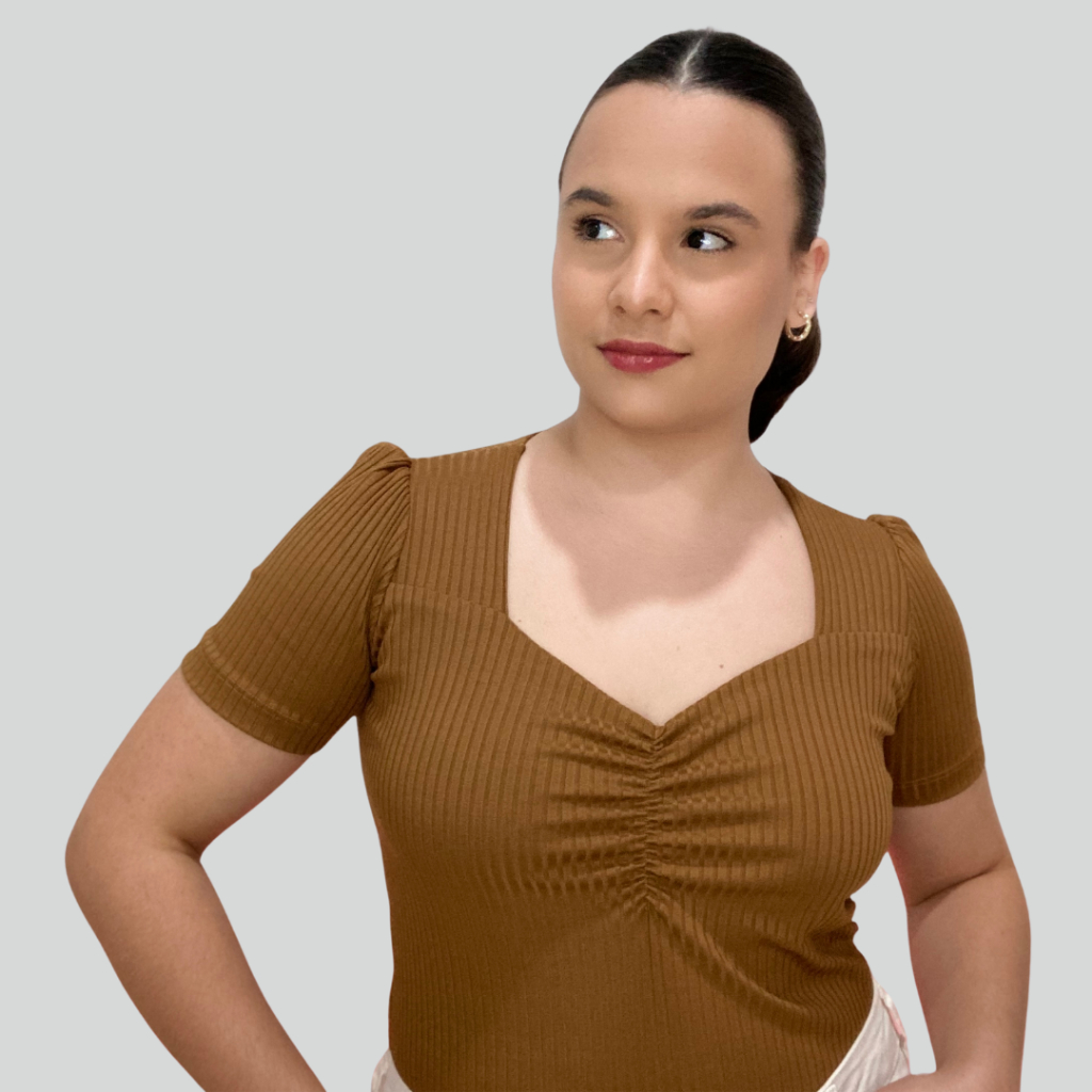 BLUSA CONFORTAVEL ACADEMIA PASSEIO E TRABALHO CANELADA