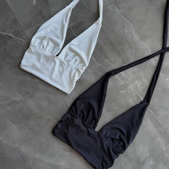 Cropped Decote Multi Formas Livia Blogueira