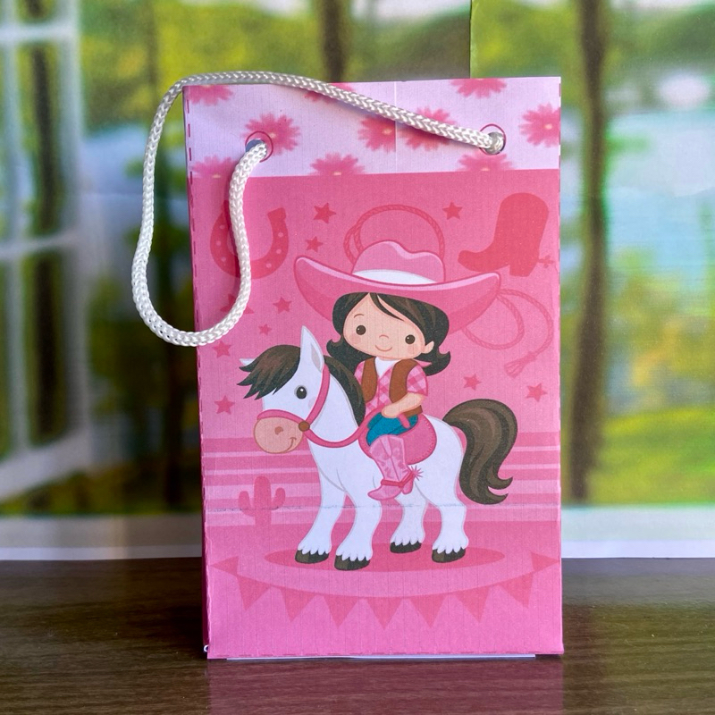 Sacolinha Surpresa Personalizada Lembrancinha Boiadeira Rosa PEGUE E MONTE em Oferta na Shopee