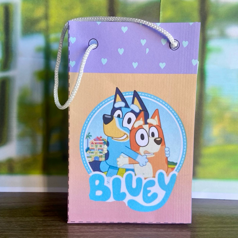Sacolinha Surpresa Personalizada Lembrancinha Bluey PEGUE E MONTE