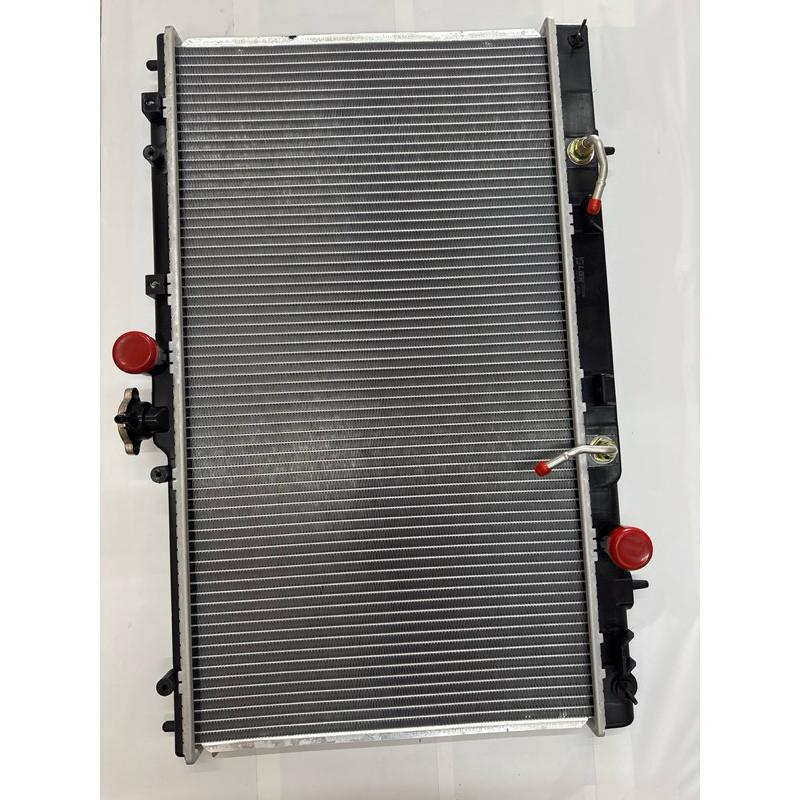 RADIADOR MITSUBISHI LANCER 2.0 L4 2002 A 2006 AUTOMATICO COM AR