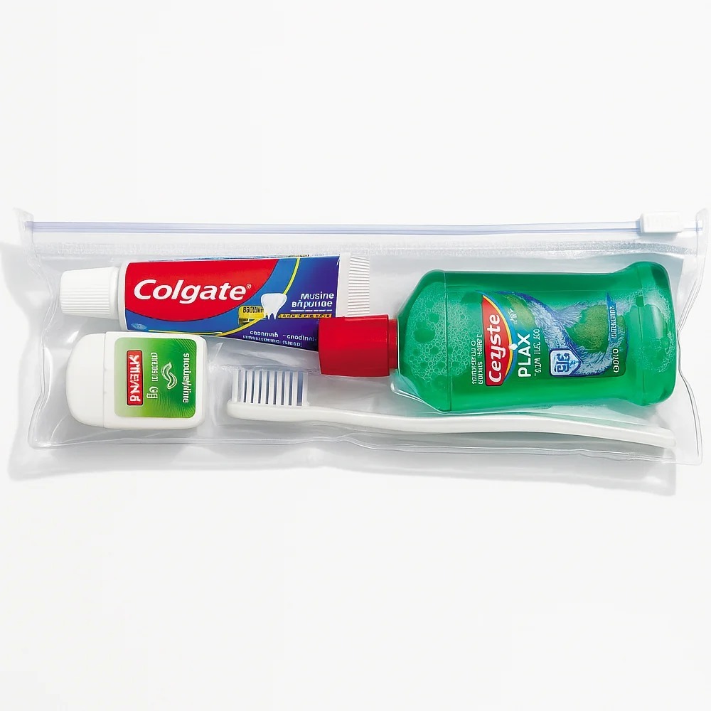 Imagem Kit Viagem Higiene Bucal Colgate 30g com Escova Enxaguante Fio Dental e Estojo