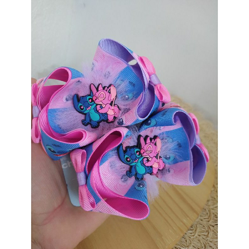 Parzinho de Laço Ide Cabelo do Stitch@ e Angel@ (Bico de pato ou xuxinha) em Oferta na Shopee