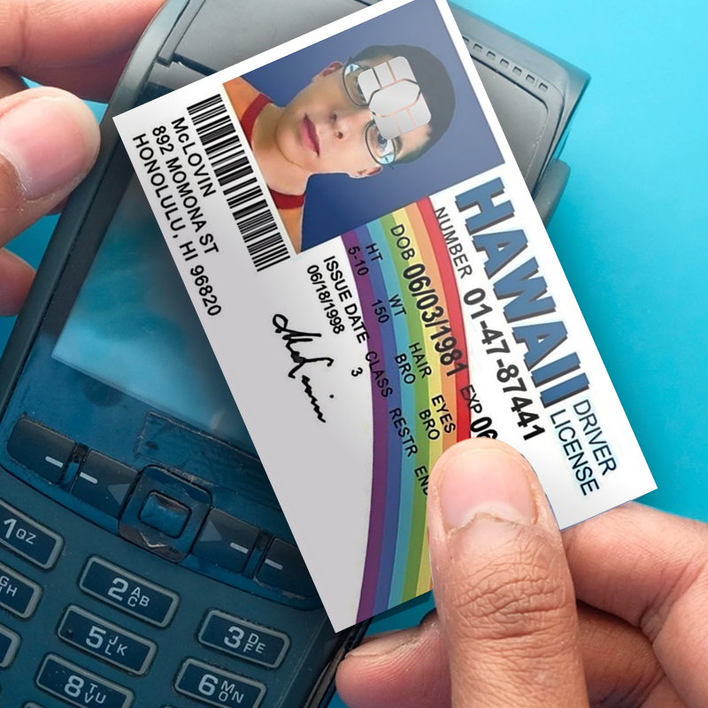 Película Adesiva para Cartão Mc Lovin Driver License, Presente, Engraçado, Meme – Skin Card