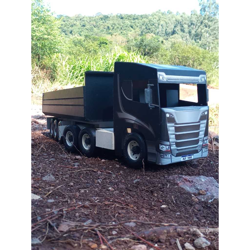 Caminhão Scania De Madeira Brinquedo 82cm Super Resistente Caçamba
