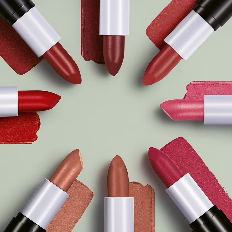 Batom Natura Faces 3,5g Batom cremoso FPS10 Natura Avon Promoção