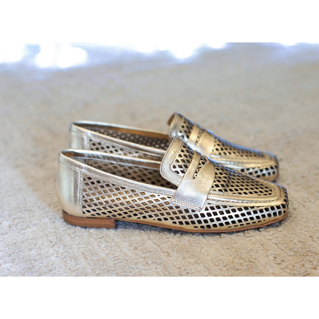 Mocassim Feminino Casual Confortável Em Couro Legitimo Ouro Light e Caramelo com Detalhes a Laser Vazado