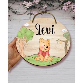 Ursinho pooh , Enfeite Porta Maternidade Nome Personalizado Flâmula Redonda em Oferta na Shopee