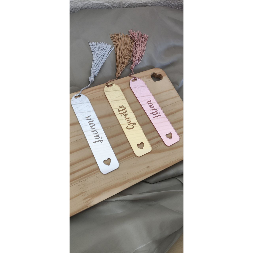 Marca Página - Marcador de  Página para Livro Personalizado em Acrílico | Com Nome Espelhado | Presente Sofisticado em Oferta na Shopee