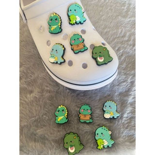 Kit 3 A 5 Peças Pins/Bottons Emborrachados Para Babuche - Dinos Fofos em Oferta na Shopee