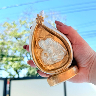 Imagem em gesso Sagrada Familia na Gota Gotinha 14cm Perolado com Dourado Premium em Oferta na Shopee