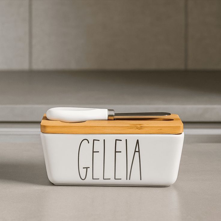 Porta Geleia Wood  Script