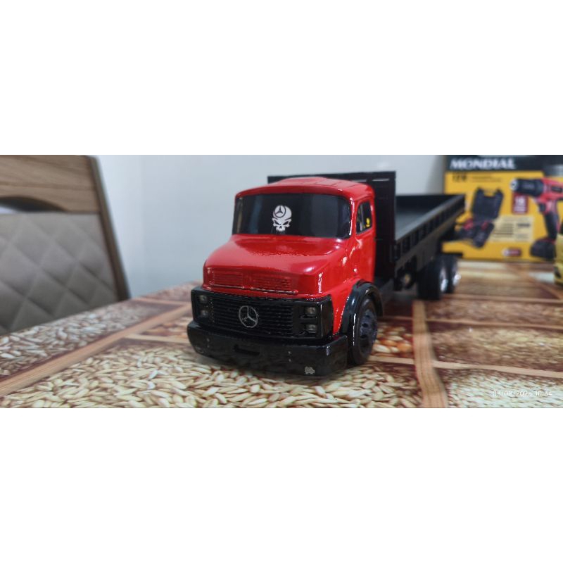 MINIATURA CAMINHAO 1113 ESCALA 1/32