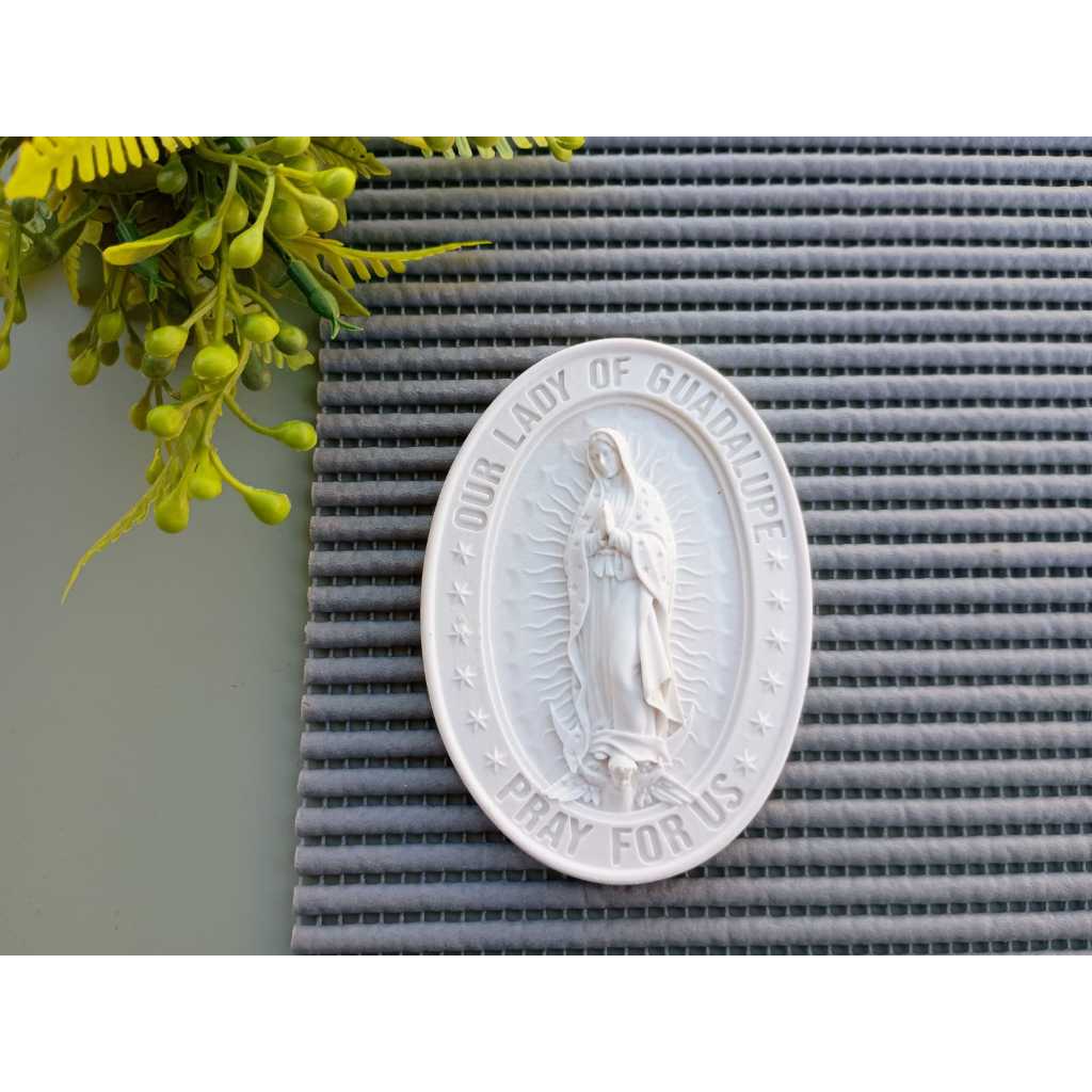 Aplique Nossa Senhora Guardalupe Decoração Artesanato Lembrancinha 11,5X8,5 cm em Oferta na Shopee