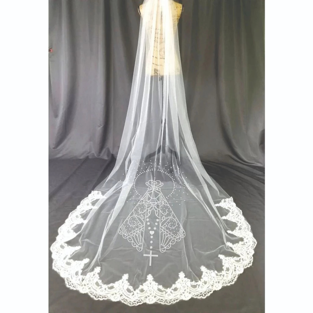 Véu de Noiva 3m Bordado com Aplique de Strass de Nossa Senhora - com Pente