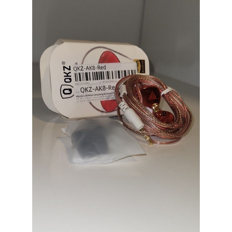 Fone de ouvido com fio com microfone cobre driver fone de ouvido esportivo baixo estéreo QKZ AK8 Lançamento