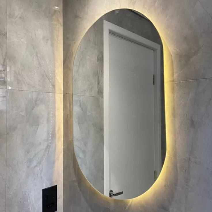 Espelho Oval Grande Com Led 80x50cm Para Banheiro Sala e Quarto - Envio Full