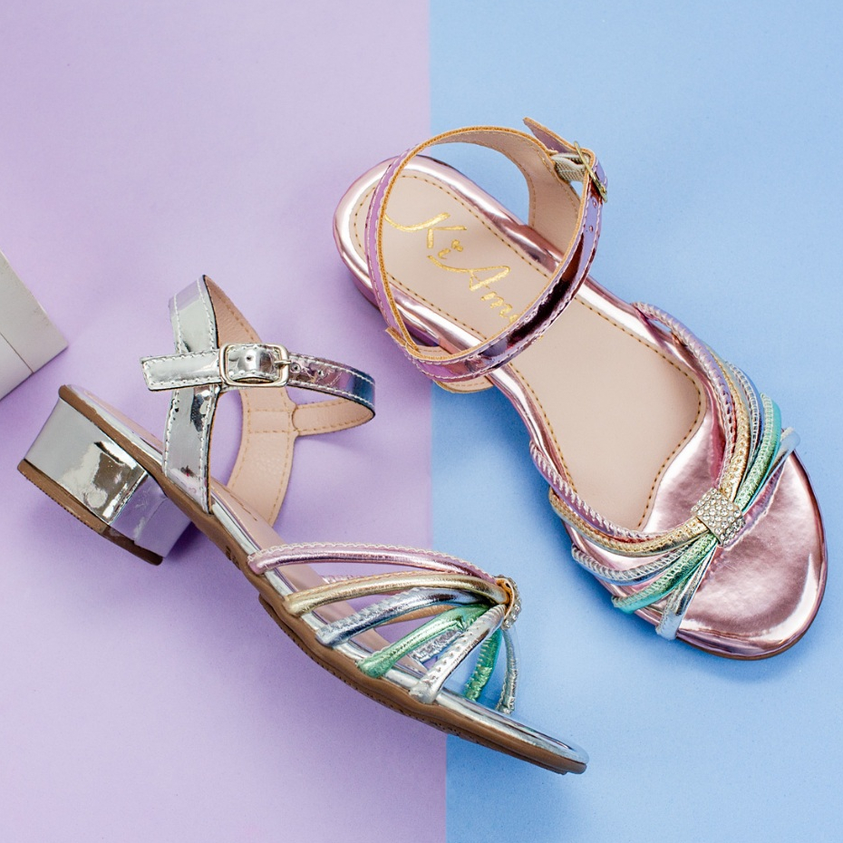 Sandália Delicada Colorida Metalizada Infanto Juvenil Mocinha Menina Strass Brilho Fivela Promoção em Oferta na Shopee