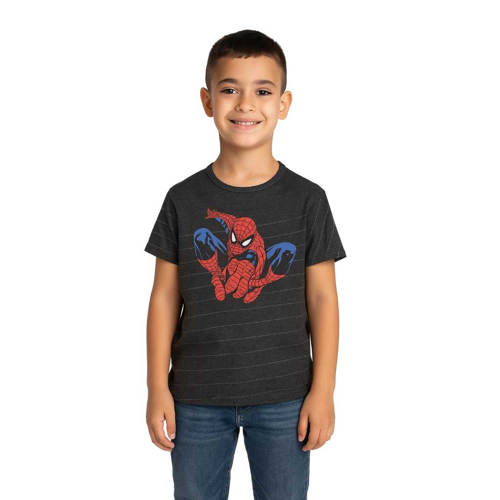 Kit com 3 camisa de menino ,cores e estampas diversas .