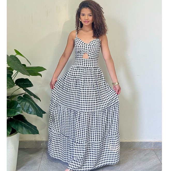 Vestido Midi Marceli Alça Detalhe Aberto no Decote Xadrez-Preto