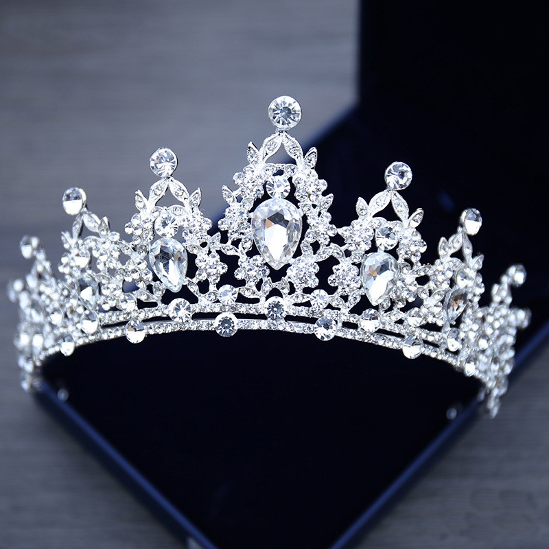 Tiara Coroa de Princesa Luxo com Cristais – Acessório De Cabelo para Noiva, Debutante, Festa ou Presente Glamour Vintage em Oferta na Shopee