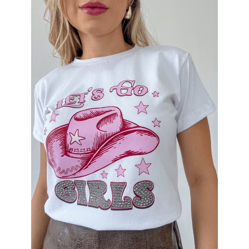 Camiseta Feminina Country Look Country T-shirt Roça Agro Rodeio Boiadeira Estamp Bota e Chapéu