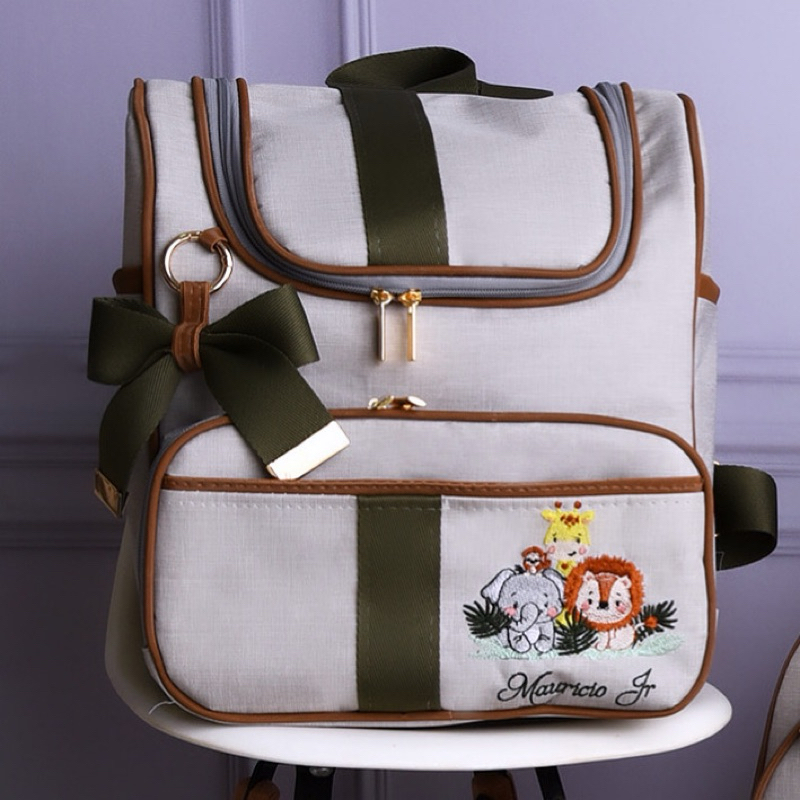 MOCHILA/TROCADOR/FRASQUEIRA/MALA DE MÃO personalizada com qualquer cor e nome