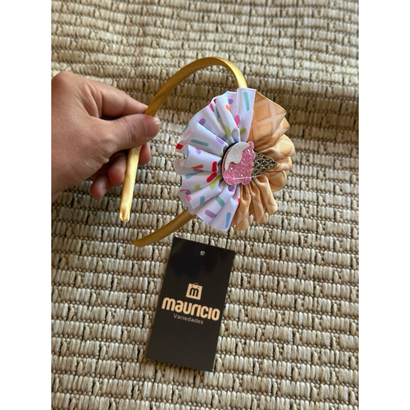 Tiara de cabelo infantil dourado com sorvete desenho