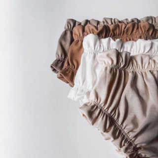 Combo 3 calcinhas bebê aparadora de fralda malha 100% algodão tamanho único. em Oferta na Shopee