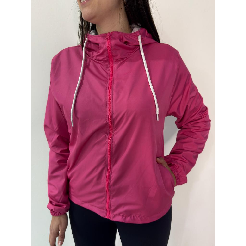 Jaqueta Corta Vento Feminina Repele Agua 100% Forrada Lisa com Capuz Moda Fitness Academia em Oferta na Shopee